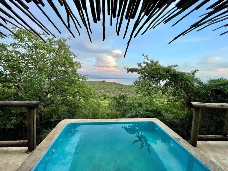 6573ace3dd6ab1bc4a8b0888_Mawe Mawe Manyara 6