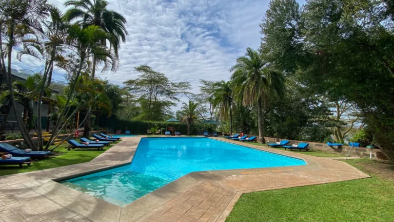 Sarova-Lion-Hill-Swimming-pool-17