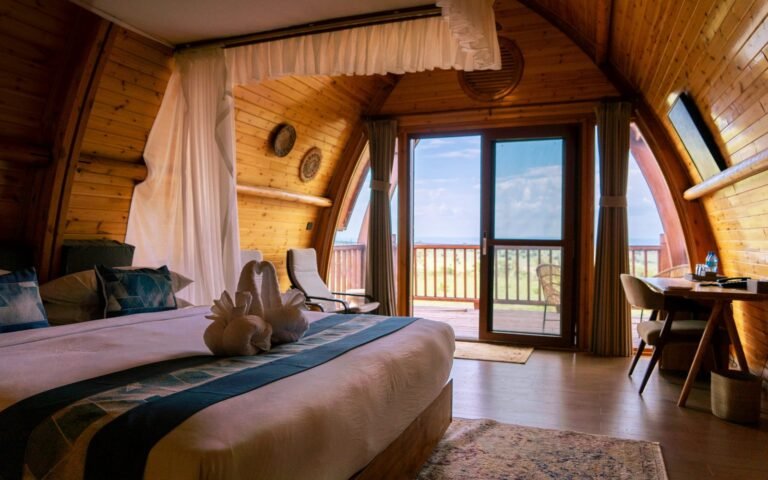 Serengeti-Ark-Safari-Lodge7-scaled