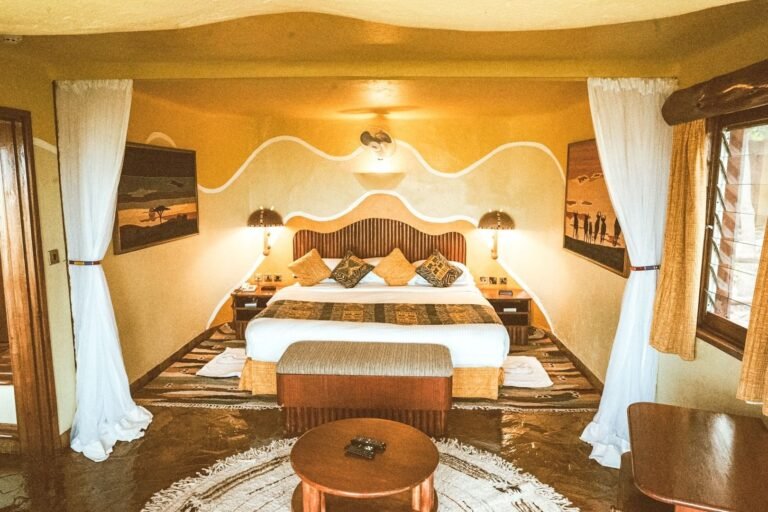 accommodation-the-mara-suite-bedroom
