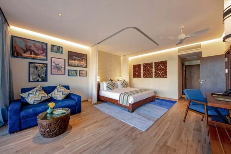 iDaf6NIbV0C874ExrXOiT6CVyoLrlq0z-znz+012024_ac132612097_tm_zanzibar_the mora zanzibar_garden junior suite_view of the living and sleeping area