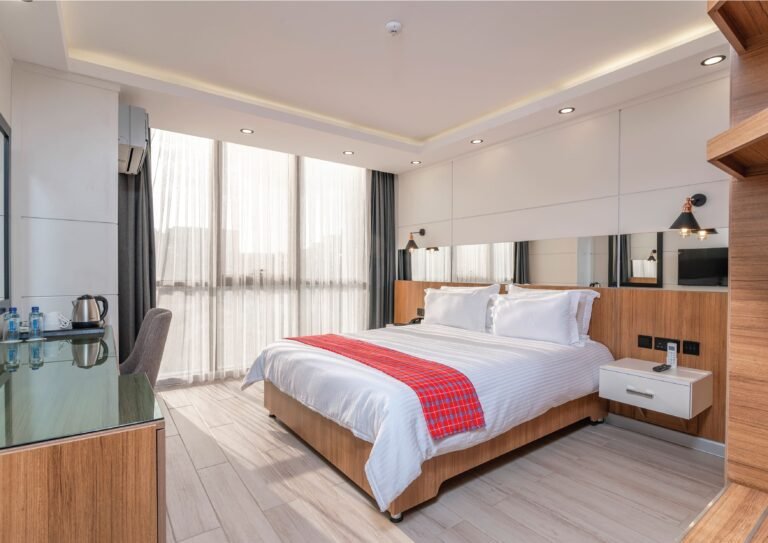 rooms_hero_image